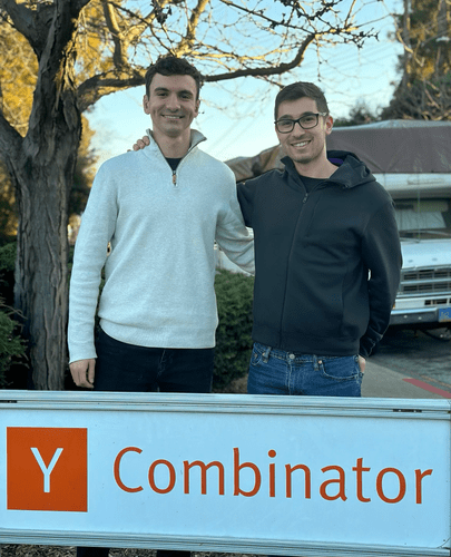 Blackbird-backed Aussie YC founders Christian Iacullo and Simon Kubica in front of the famous Y Combinator sign in Mountain View, Silicon Valley